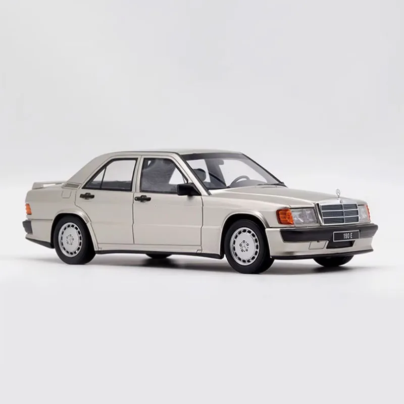 Mercedes-Benz 190E 2.5-16 W201 EVOII Model 2 Mercedes-Benz 190E 2.5-16 W201 EVOII Model - Image 2