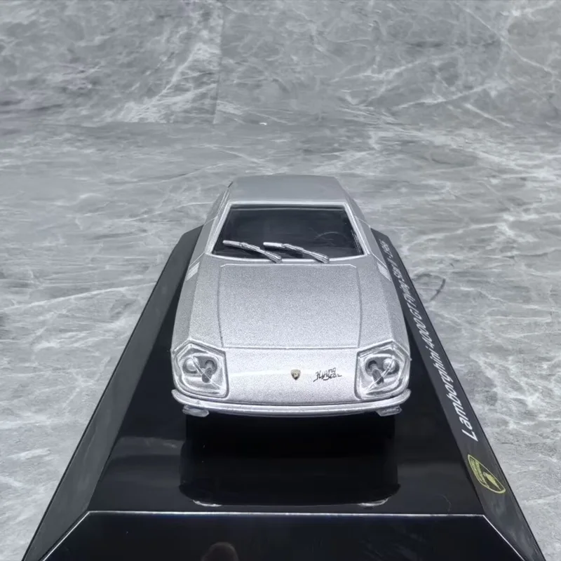 1966 Flying Star II 4000 GT Diecast Model 4 1966 Flying Star II 4000 GT Diecast Model - Image 4