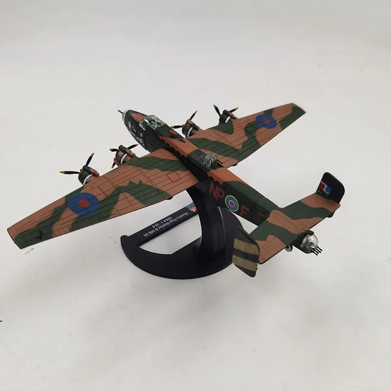UK Halifax MK III 1/144 Scale Diecast Model 4 UK Halifax MK III 1/144 Scale Diecast Model - Image 4