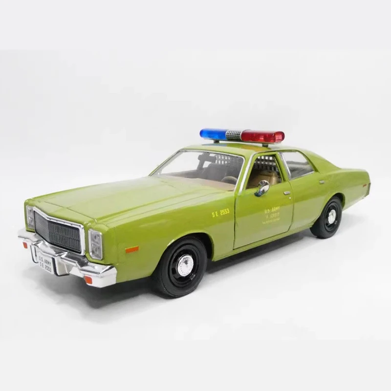 1977 Plymouth Fury Police Car 1:24 Diecast Model 2 1977 Plymouth Fury Police Car 1:24 Diecast Model - Image 2