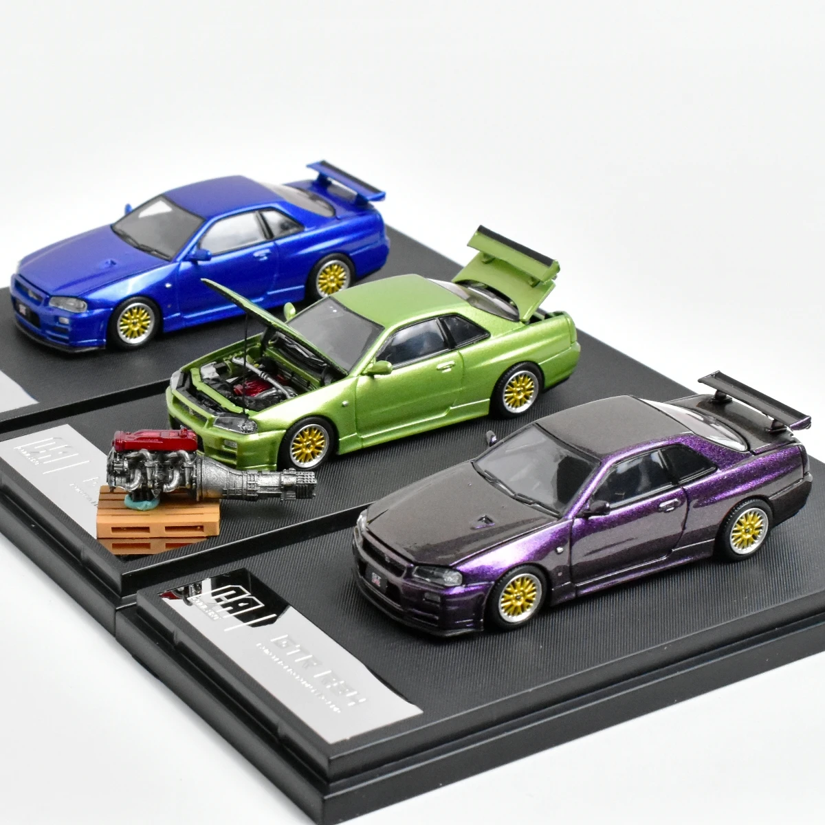 Nissan GT-R R34 Diecast Model 1:64 in Blue 2 Nissan GT-R R34 Diecast Model 1:64 in Blue - Image 2