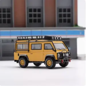 Land Rover Defender 1/64 Diecast Model in Military Green 12 Sc1284c77a59747a49e55c731b8467486O