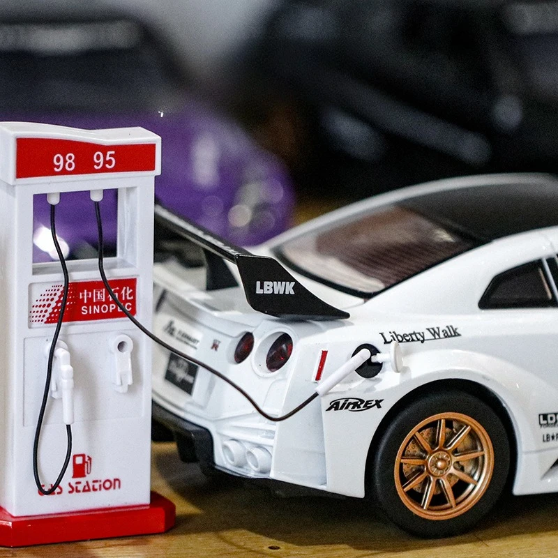 1:24 Diecast GTR CSR2 R34 Sports Car Model 3 1:24 Diecast GTR CSR2 R34 Sports Car Model - Image 3