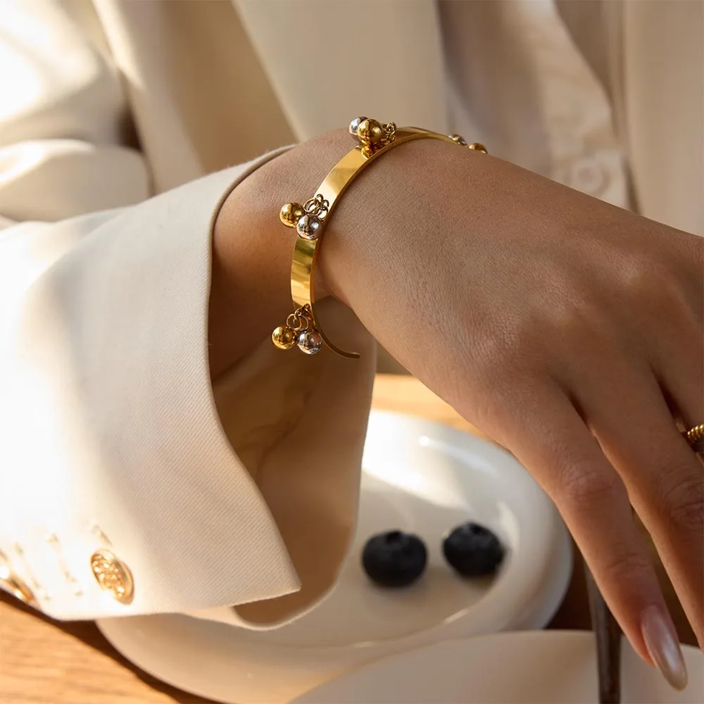 Minimalist PVD Gold Stainless Steel Women's Bracelet 2 Minimalist PVD Gold Stainless Steel Women's Bracelet - Image 2