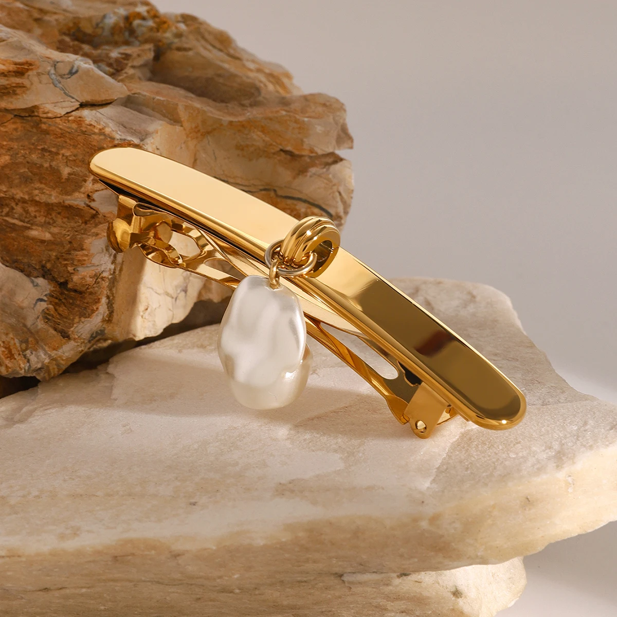 Stainless Steel Pearl Hair Clip for Women 5 Stainless Steel Pearl Hair Clip for Women - Image 5