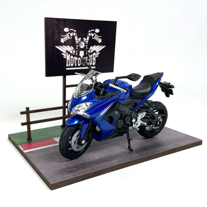 1:18 Suzuki GSX-S1000F Diecast Motorcycle Model 2 1:18 Suzuki GSX-S1000F Diecast Motorcycle Model - Image 2