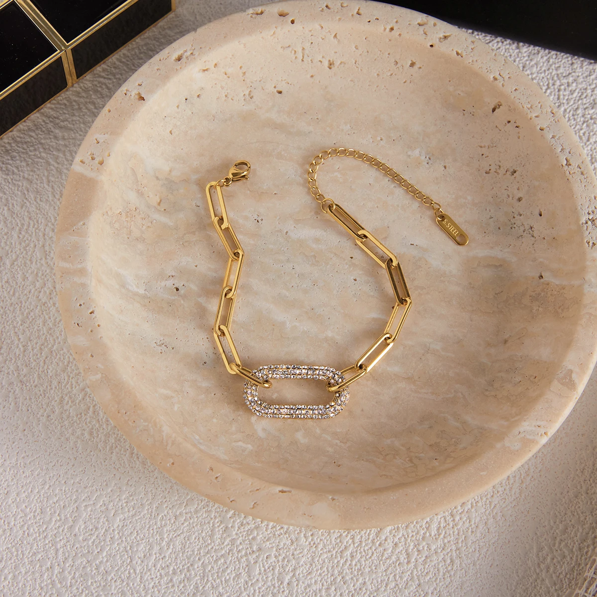 Stainless Steel Gold-Tone Oval Link Bracelet 4 Stainless Steel Gold-Tone Oval Link Bracelet - Image 4