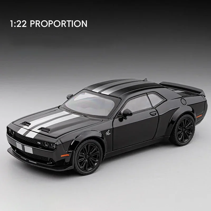 Dodge Challenger SRT Hellcat 1:24 Diecast Model 7 Dodge Challenger SRT Hellcat 1:24 Diecast Model - Image 7