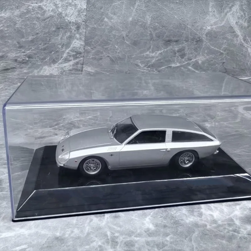 1966 Flying Star II 4000 GT Diecast Model 6 1966 Flying Star II 4000 GT Diecast Model - Image 6