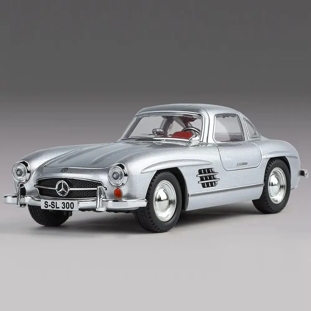 Mercedes-Benz 300SL 1:24 Diecast Model in Multiple Colors 8 Mercedes-Benz 300SL 1:24 Diecast Model in Multiple Colors - Image 8