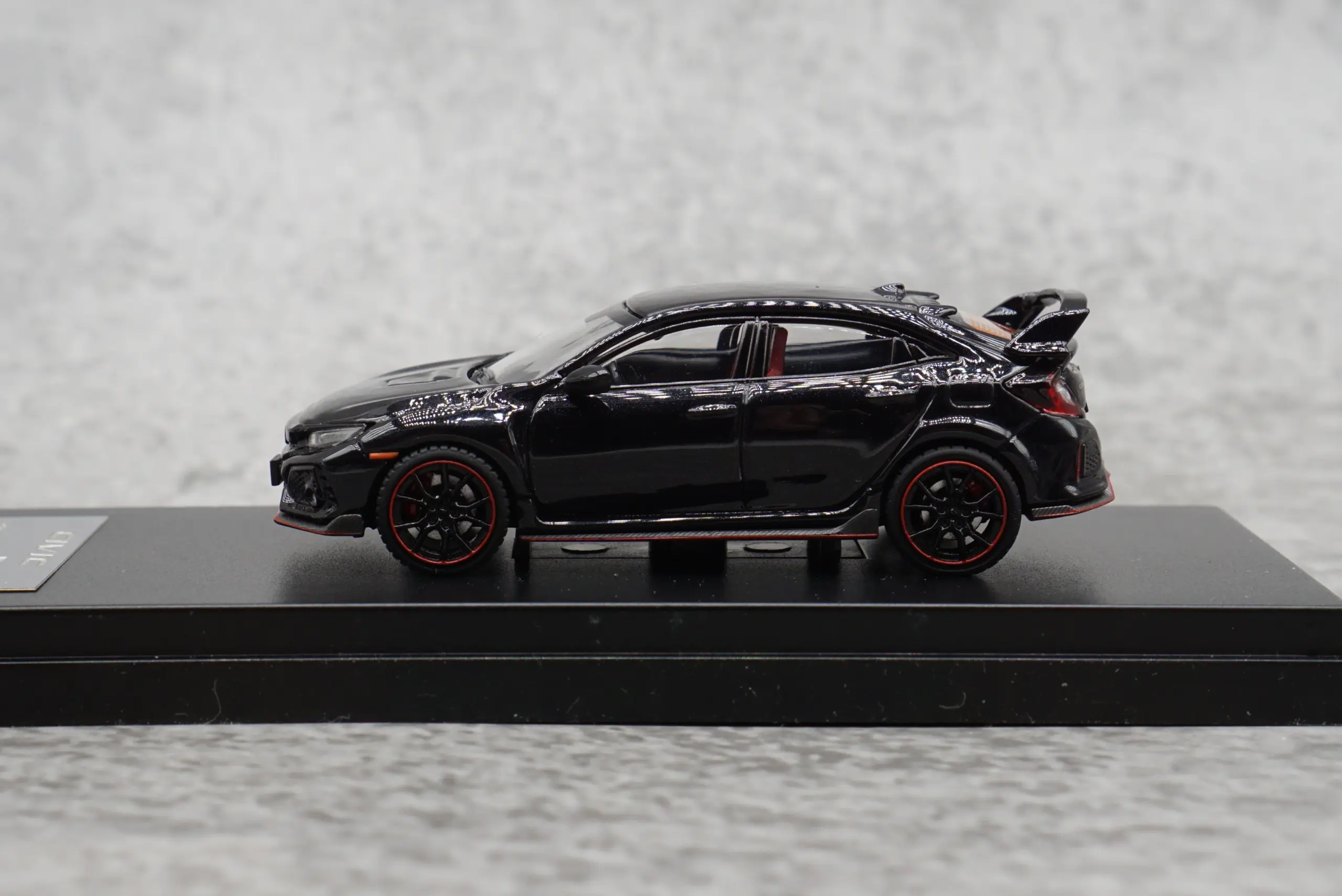 Honda Civic Type R FK8 1:64 Scale Diecast Model 3 Honda Civic Type R FK8 1:64 Scale Diecast Model - Image 3