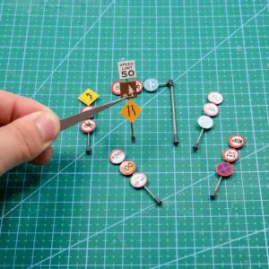 Miniature Traffic Signs Set for Dioramas 14 Sc5f8a07c061245ca8f98893fa099b4afp