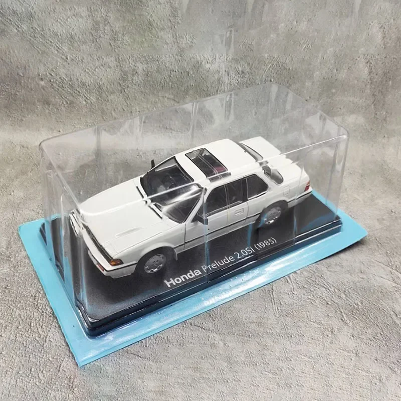 1985 Honda Prelude 1/24 Diecast Model 6 1985 Honda Prelude 1/24 Diecast Model - Image 6