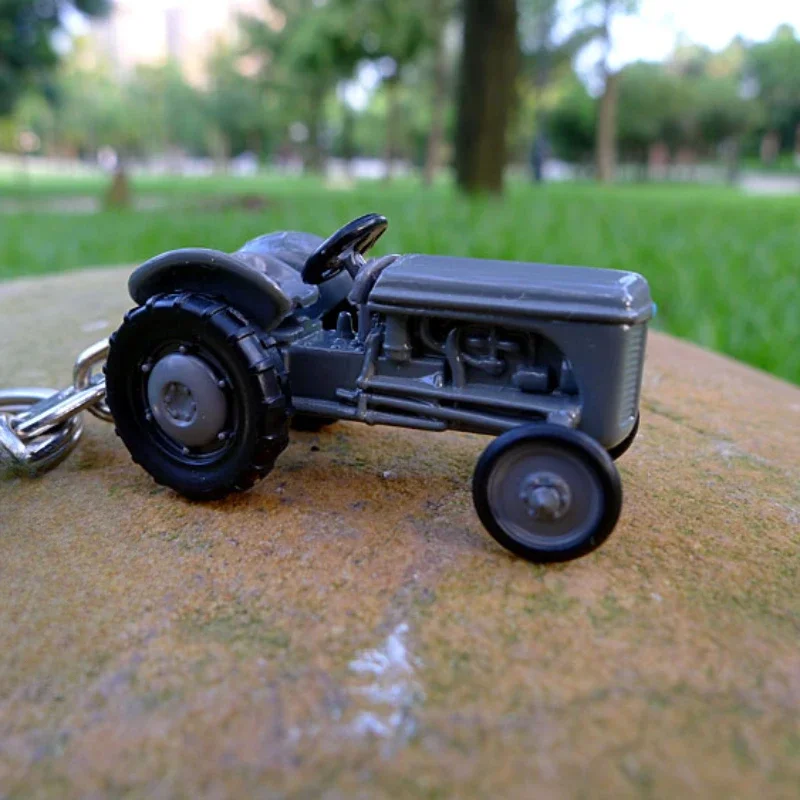 Diecast TEA 20 Tractor Collectible Model 3 Diecast TEA 20 Tractor Collectible Model - Image 3