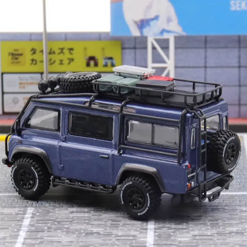 Land Rover Defender 1/64 Diecast Model in Military Green 6 Land Rover Defender 1/64 Diecast Model in Military Green - Image 6
