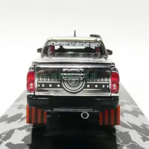 Toyota Hilux 1:64 Scale Model for Collectors 10 Sc73ebf65819c4b7e9227914e8cfd5eb8n