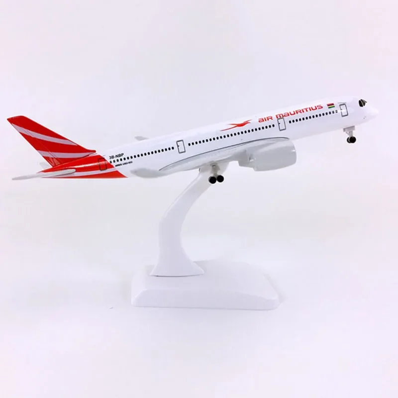 20cm Diecast Airplane Models Collection 4 20cm Diecast Airplane Models Collection - Image 4