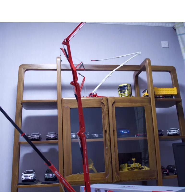 SANY 86m Concrete Pump Truck Model 1:50 Scale 6 SANY 86m Concrete Pump Truck Model 1:50 Scale - Image 6