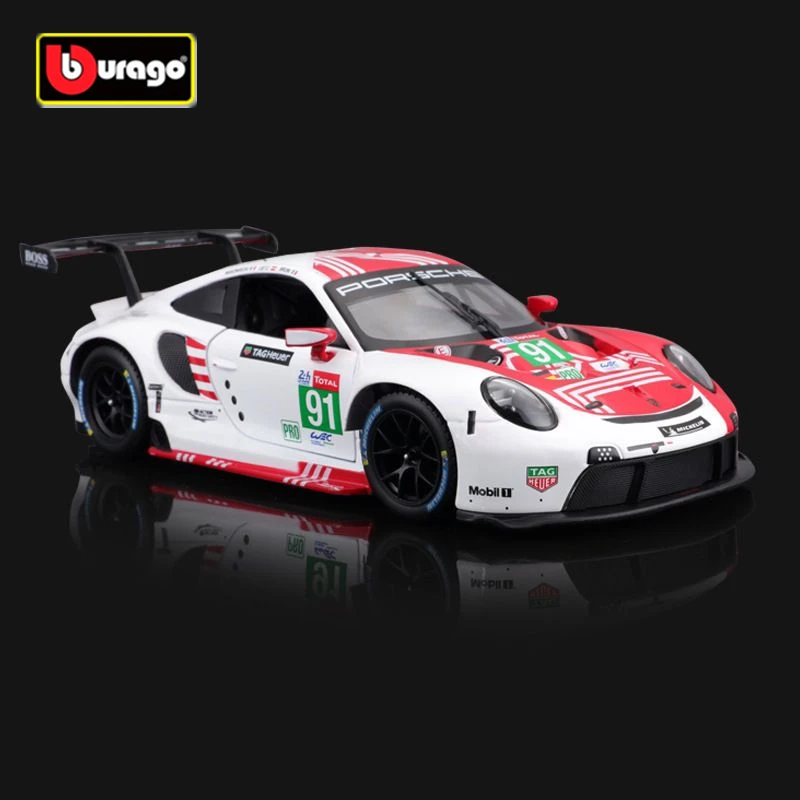 1:24 Scale Diecast Porsche 911 RSR Model 2 1:24 Scale Diecast Porsche 911 RSR Model - Image 2
