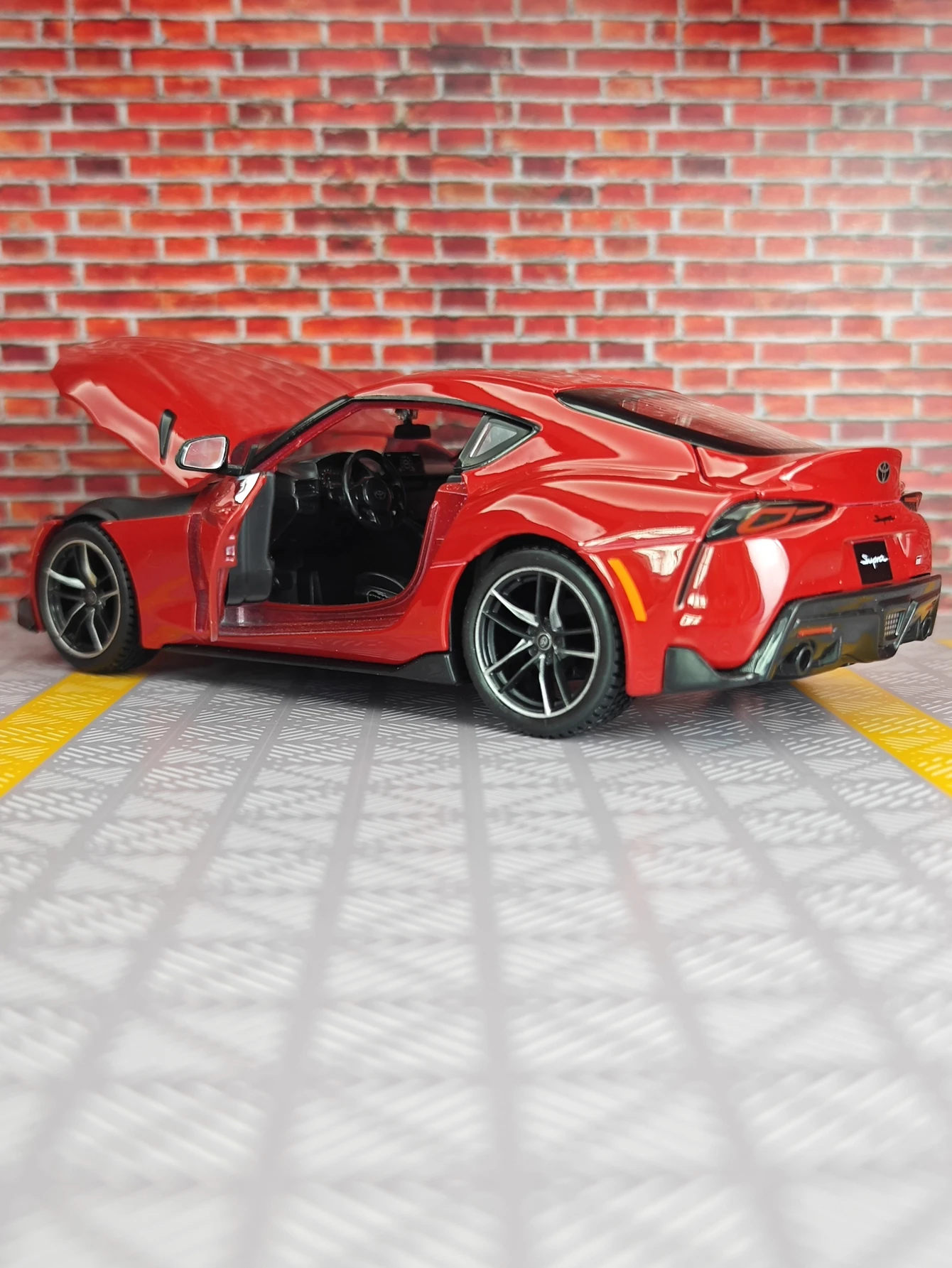 1:24 Scale Toyota GR Supercar Model 6 1:24 Scale Toyota GR Supercar Model - Image 6