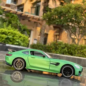Green Mercedes Benz AMG GTR 1:24 Diecast Model 9 Sc7e8841aa79b41c992b455e5d6cb5245M