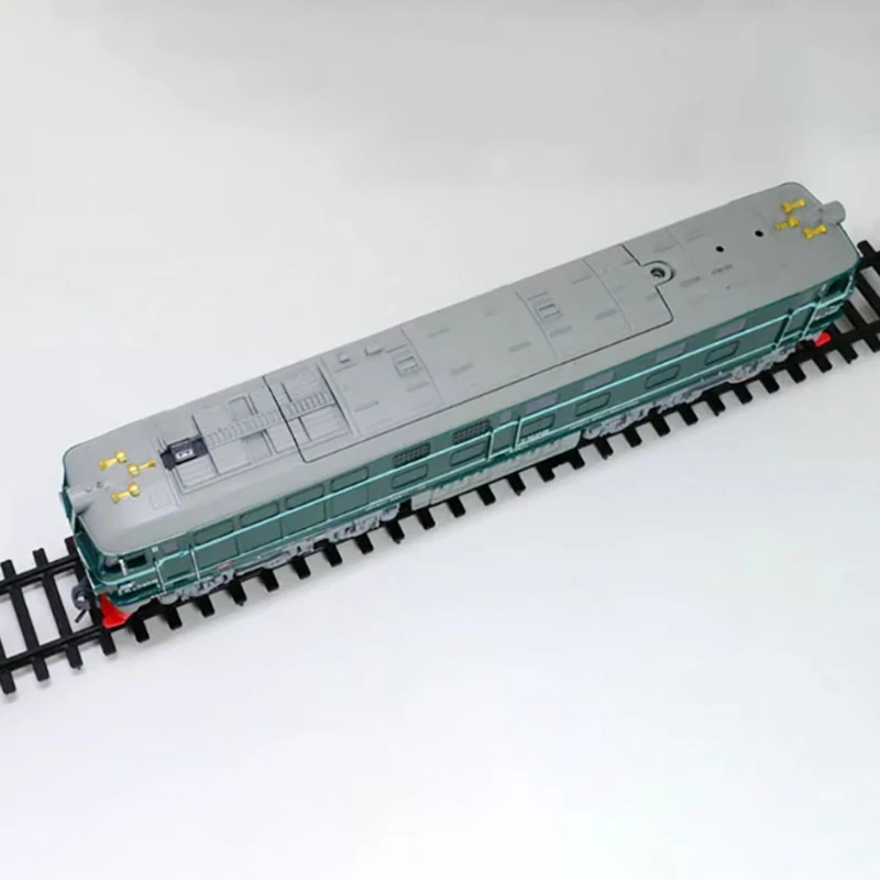 Dongfeng Diesel Locomotive Model 27cm 4 Dongfeng Diesel Locomotive Model 27cm - Image 4