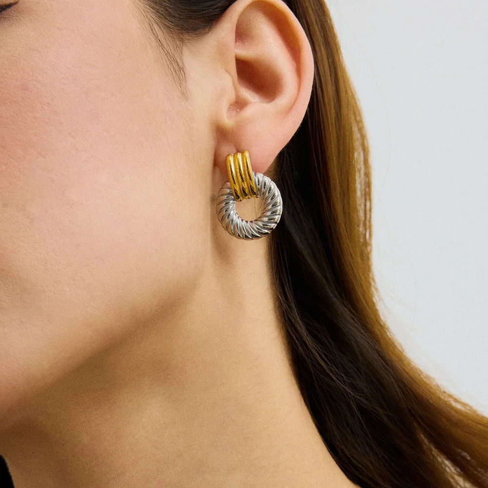 Stainless Steel Gold Geometric Earrings 2 Stainless Steel Gold Geometric Earrings - Image 2