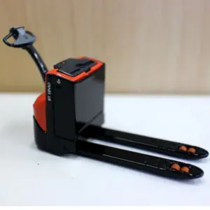 1/24 Alloy Forklift Model for Collectors 9 Sc8cca79d088f4d6897390924acad5f12B
