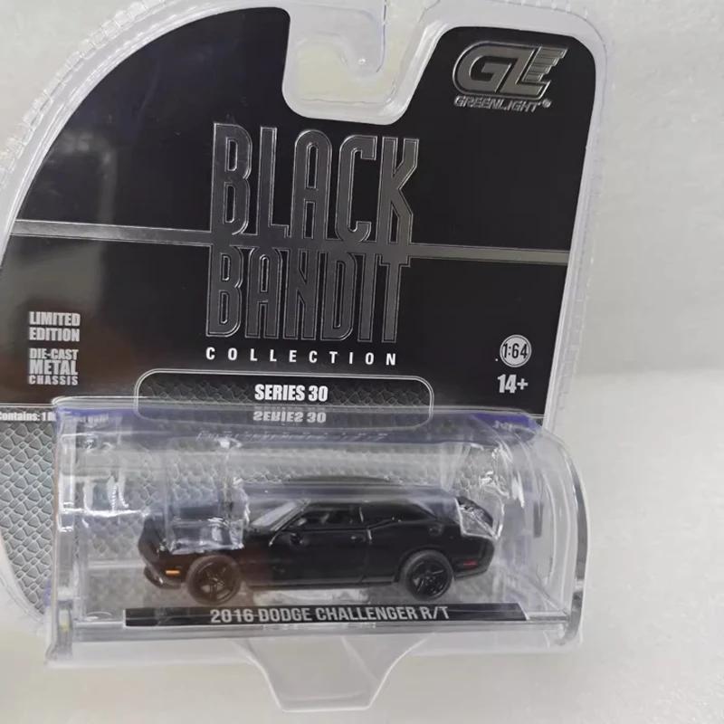 2016 Challenger R/T 1/64 Diecast Model 2 2016 Challenger R/T 1/64 Diecast Model - Image 2