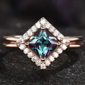 Rainbow Square Stone Women's Fashion Ring 9 Sc94f4a6807184ae29072aa2a0b842d2fv