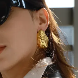 Sc9514bc438f64215949334bd456b8363C