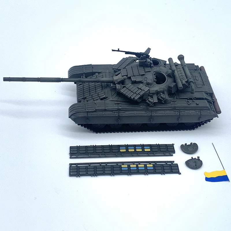 Ukrainian T-64BV Tank Model 1:72 PVC 6 Ukrainian T-64BV Tank Model 1:72 PVC - Image 6