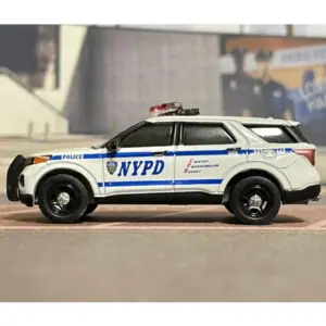 NYPD Ford Police SUV Diecast Model 1:64 Scale 11 Sc9e67fc3bbfd4f4295056339f3726606F 1
