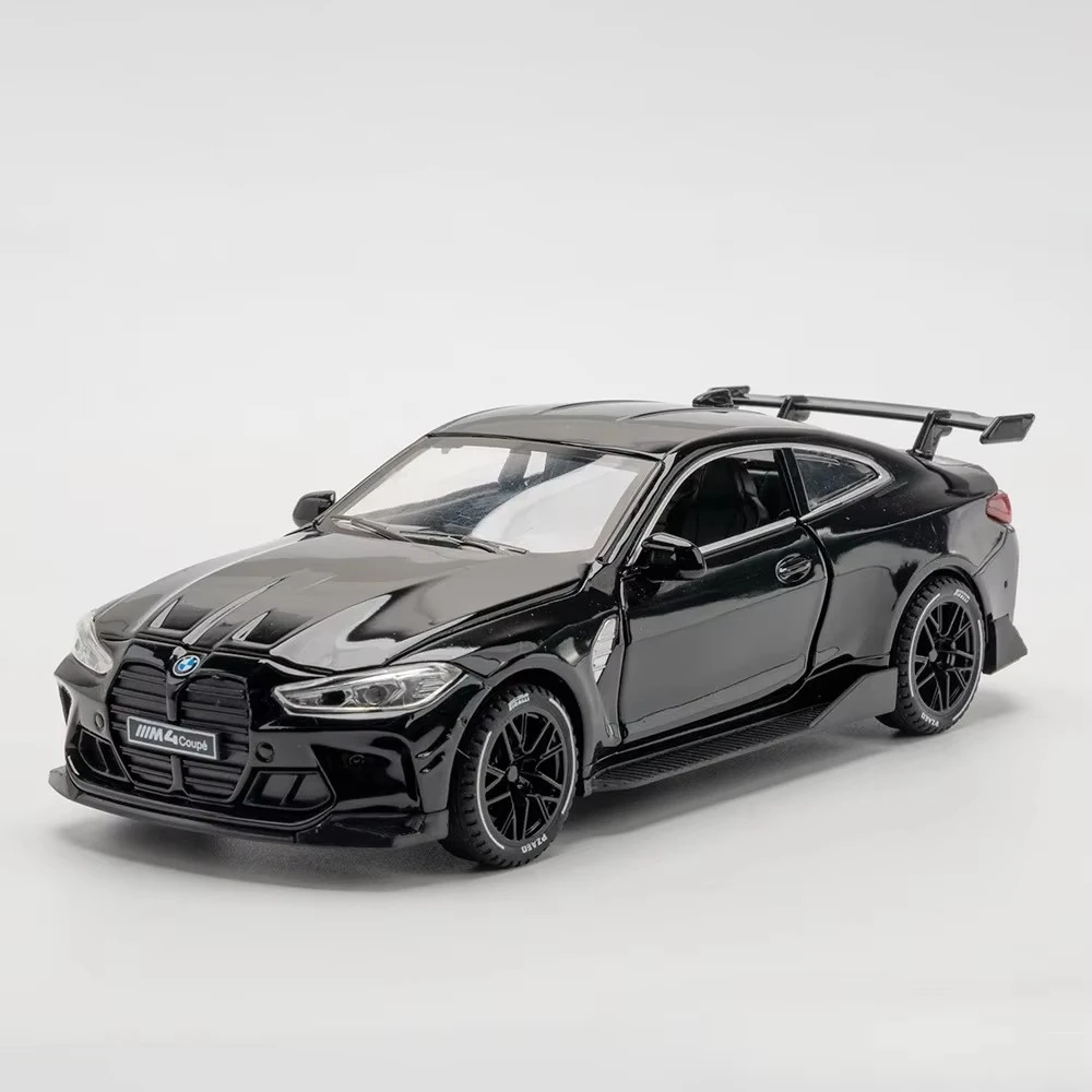 BMW M4 and X5 1:32 Scale Diecast Model Set 10 BMW M4 and X5 1:32 Scale Diecast Model Set - Image 10