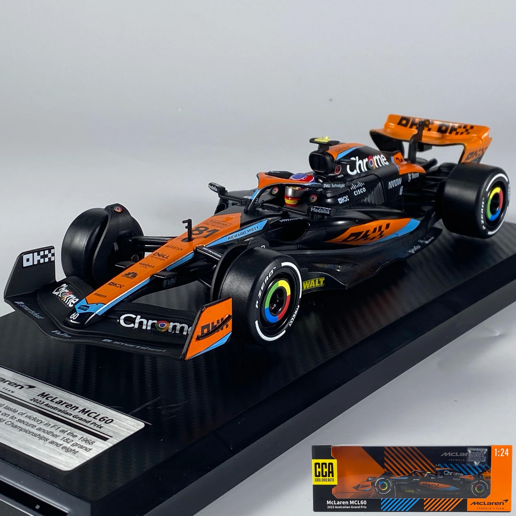 McLaren MCL60 1:24 Diecast Model Car 7 McLaren MCL60 1:24 Diecast Model Car - Image 7