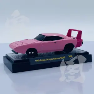 1969 Dodge Charger Daytona HEMI Diecast Model 7 Scaa02a1dd43742468ec95f2924133458Q