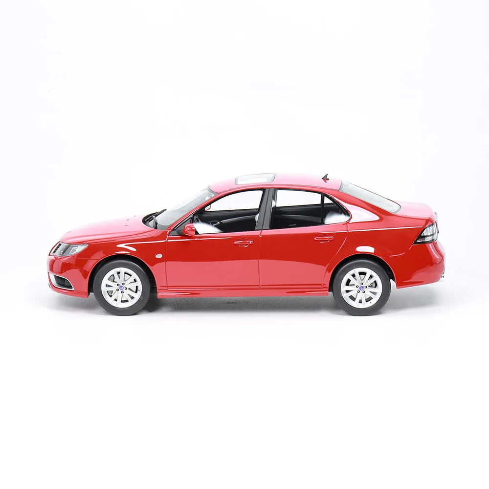 Saab 9-3 Resin Model 1:18 Scale Collection 4 Saab 9-3 Resin Model 1:18 Scale Collection - Image 4