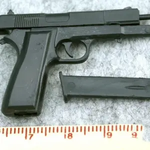 1/6 Scale M1935 Pistol Replica for Action Figures 9 Scb598bf4c2d740c4b6dc88e208b0683bh