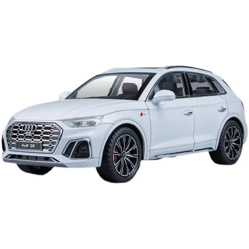 1:24 Audi Q5 Diecast Model Car 5 1:24 Audi Q5 Diecast Model Car - Image 5