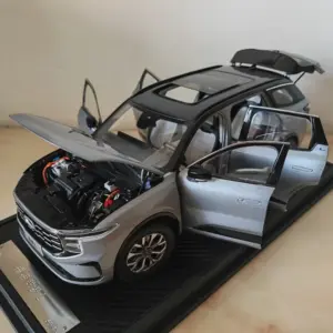 2023 Ford Edge Diecast Model 1:18 Scale 6 Scbfdb241d3684859b2711a5b9860dfech