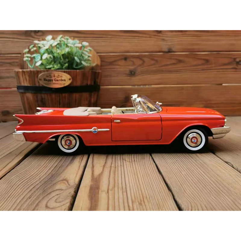 1960 Chrysler 300F Diecast Model – 1:18 Scale 3 1960 Chrysler 300F Diecast Model – 1:18 Scale - Image 3