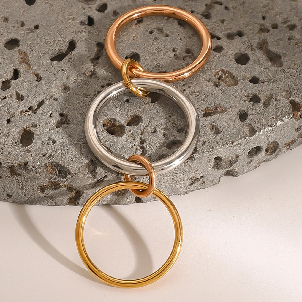 Stainless Steel Interconnected Rings Set 6 Stainless Steel Interconnected Rings Set - Image 6