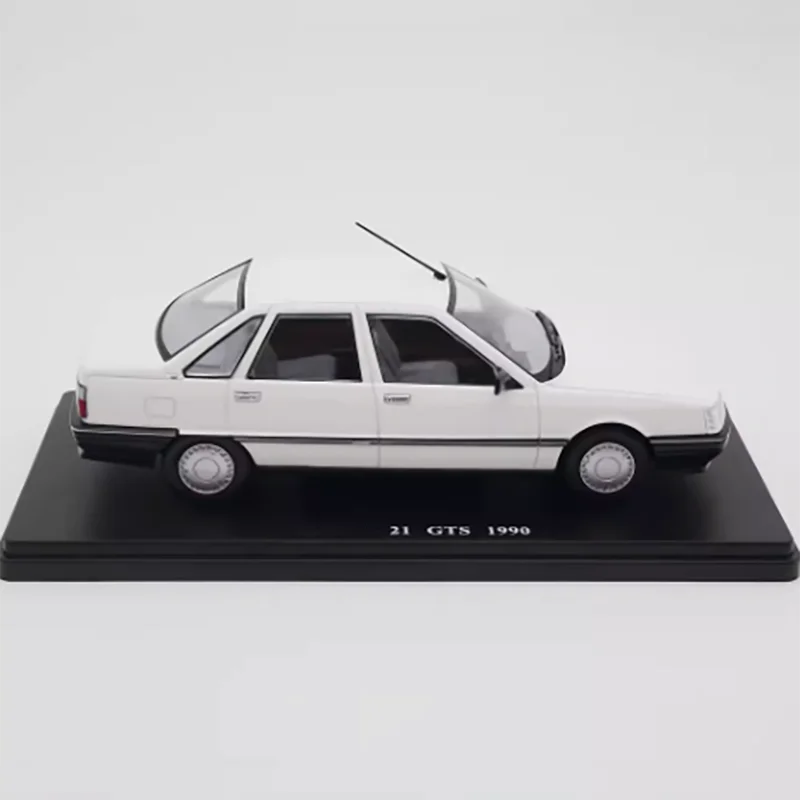 Vintage Renault 4/8/16/21 Alloy Diecast Models Set 8 Vintage Renault 4/8/16/21 Alloy Diecast Models Set - Image 8