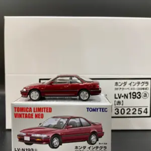 1989 Honda Integra XSi 1:64 Diecast Model 7 Scce689c4bd0f4738874e5a7f67e74dc8B