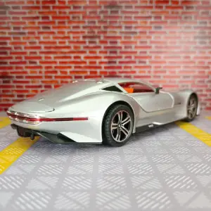 Mercedes-Benz AMG Vision GT 1:24 Diecast Model 11 Scd3db5d27a0346e0bab10fd2539743d92