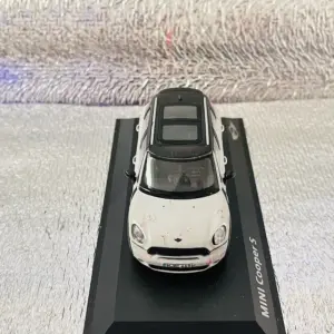 Scd9cb092bcaa4746a711c5c113540a9bM