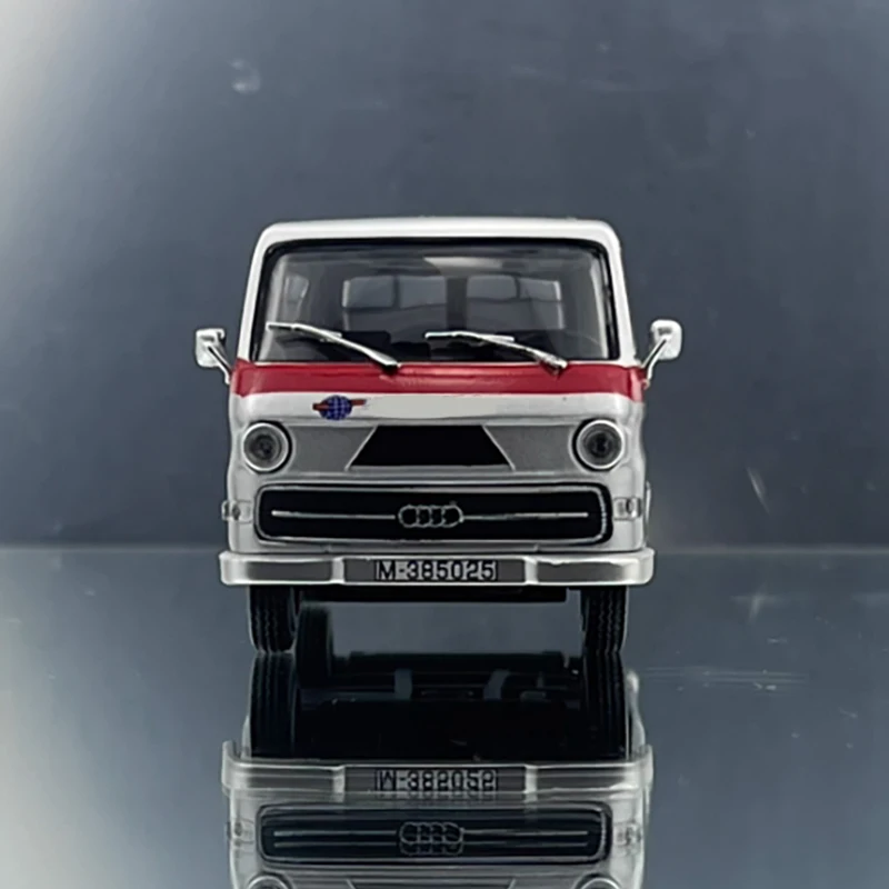 1/43 Scale Diecast Service Van Model 4 1/43 Scale Diecast Service Van Model - Image 4