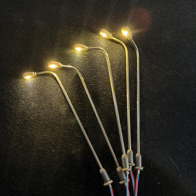 HO Scale Miniature Street Lamps Set of 3 2 HO Scale Miniature Street Lamps Set of 3 - Image 2