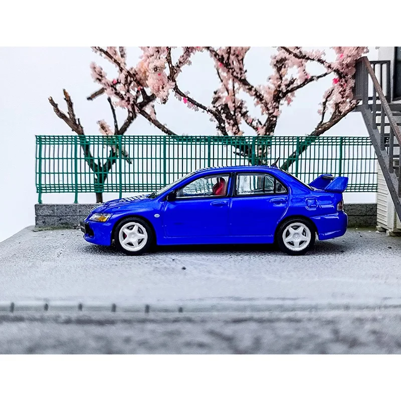 Vivid Blue 1/64 Mitsubishi Lancer EVO Model 5 Vivid Blue 1/64 Mitsubishi Lancer EVO Model - Image 5