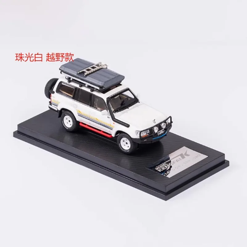 Land Cruiser LC80 1:64 Diecast Model in Multiple Colors 3 Land Cruiser LC80 1:64 Diecast Model in Multiple Colors - Image 3